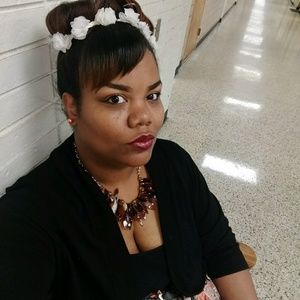 Meet your Posher, Treva